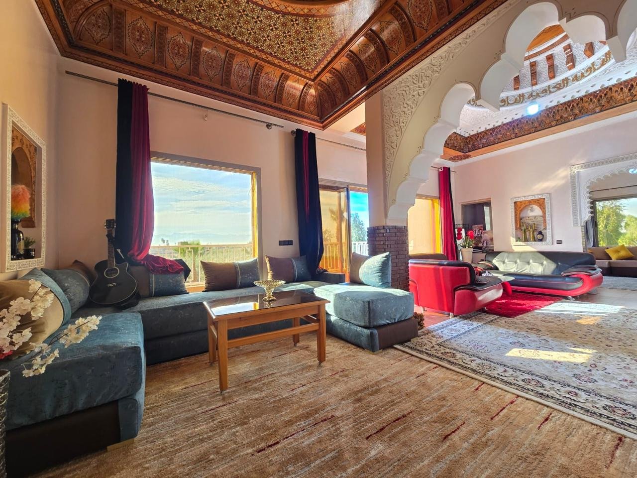 Propriété d’Exception à Vendre – Route de Fès, Marrakech